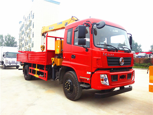 東風徐工8噸隨車吊